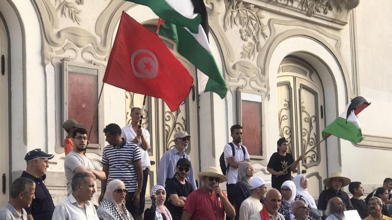 نشطاء من المغرب العربي يطالبون بتطبيق أحكام محكمة العدل الدولية