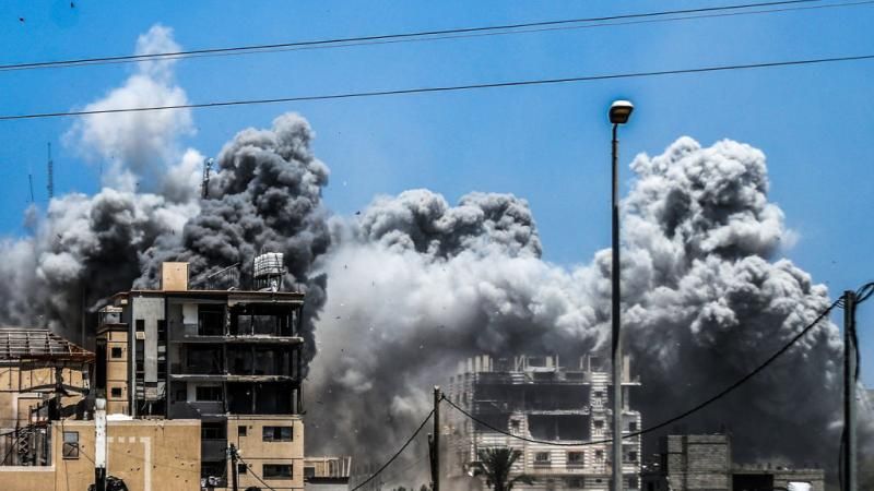 وزارة الصحة بغزة: 64 شهيدًا و105 إصابة بـ4 مجازر للإحتلال في قطاع غزة خلال الـ 24 ساعة الماضية