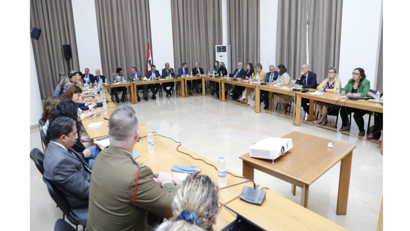 لبنان: لجنة الشؤون الخارجية تبحث مع ممثلين أمميين تداعيات الاعتداءات الصهيونية على الجنوب