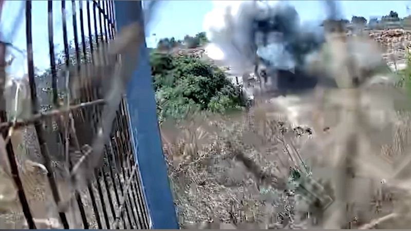 فيديو: إيقاع قوة صهيوينة في كمين ثلاثي مركب قرب السياج الفاصل المحاذي لقرية المطلة