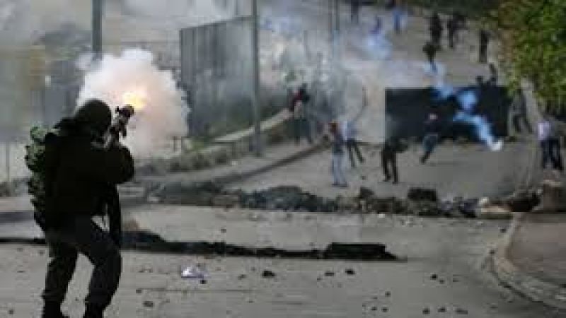 فلسطين المحتلة: اندلاع مواجهات بين شبان وقوات الاحتلال في بلدة حجة شرق قلقيلية