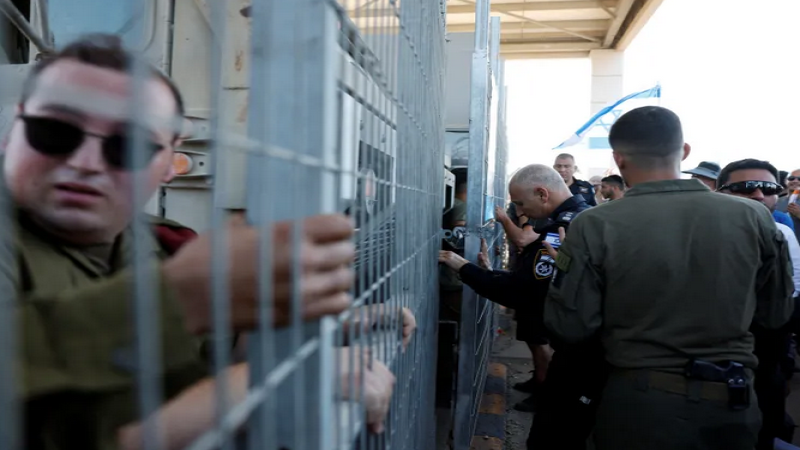 افتتاحية "هآرتس": "إسرائيل" تحت حكم نتنياهو تتفكّك