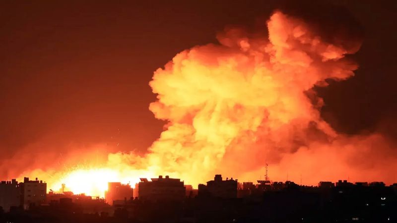  3 شهداء و4 جرحى جراء قصف صهيوني استهدف منزل عائلة سعد شمالي مخيم النصيرات وسط قطاع غزة