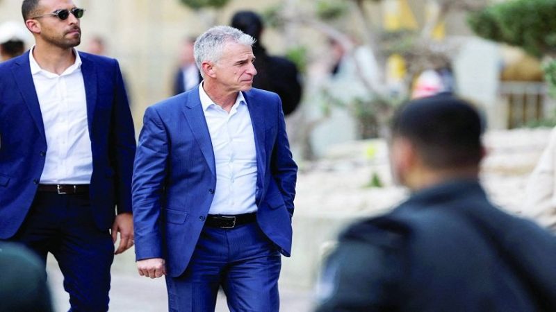 إعلام العدو: الوفد "الإسرائيلي" عاد من  القاهرة بعد وصوله اليوم لإجراء محادثات حول صفقة التبادل بسبب خلافات نتنياهو
