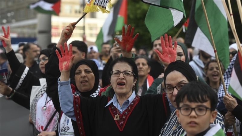 فيديو: الآلاف يتظاهرون في العاصمة الألمانية احتجاجًا على الهجمات "الإسرائيلية" على قطاع غزّة