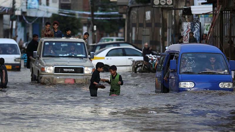 عشرات القتلى والمفقودين جراء سيول كارثية في اليمن 