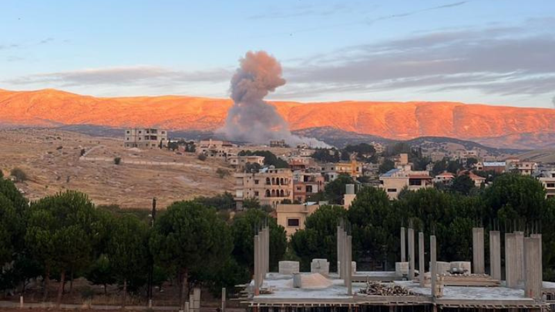 لبنان|  الطيران الحربي "الإسرائيلي" يشن 3 غارات في محيط مدينة الهرمل