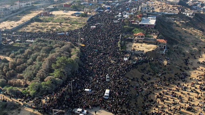 بدء عودة مئات آلاف النازحين الفلسطينيين إلى شمال وادي غزة