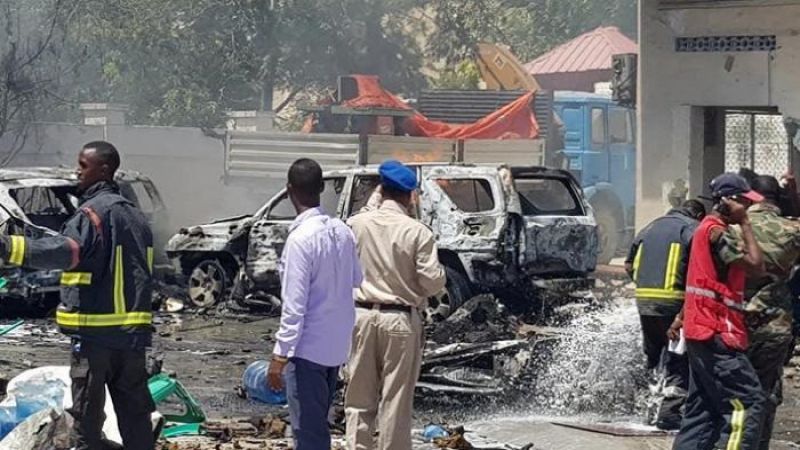إصابة عمدة مقديشو في انفجار بالصومال .. ومعلومات عن عدوان إرهابي