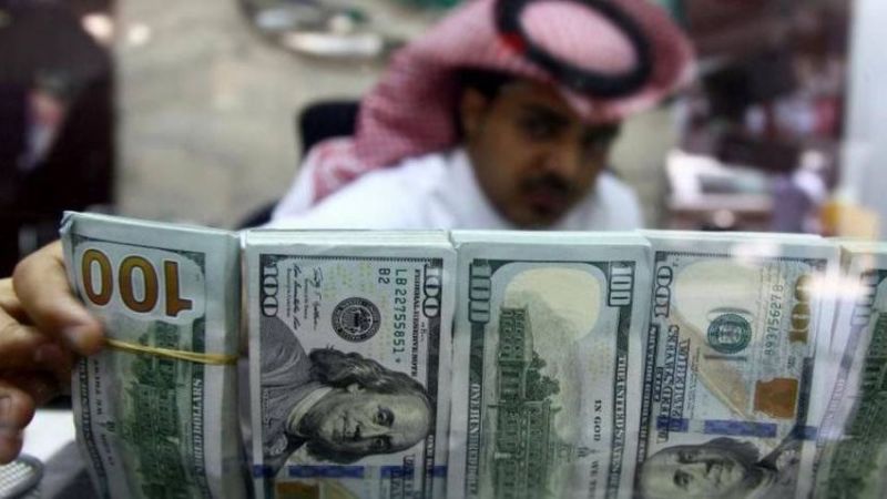 السعودية والاستعاضة عن أوراق السياسة بالأوراق المالية