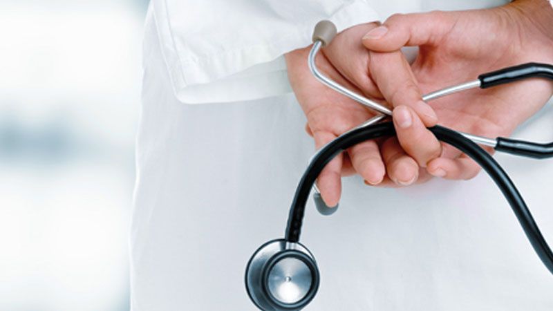 فرنسا: اتهام طبيب بتسميم 17 مريضًا