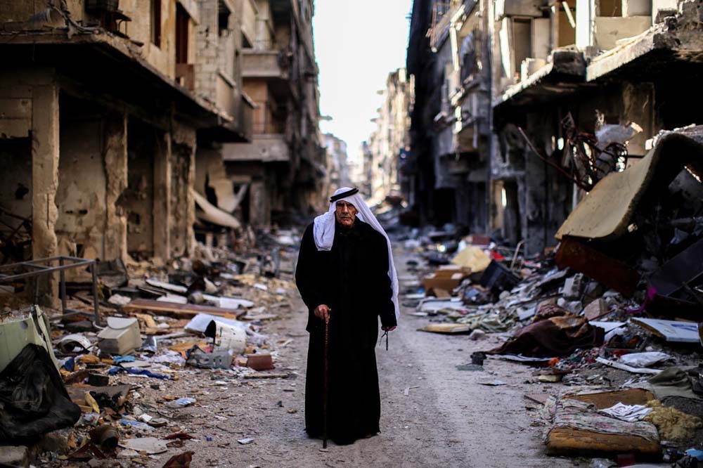 فنانون إيرانيون يوثقون للألم والأمل في سوريا بمعرض للصور الفوتوغرافية