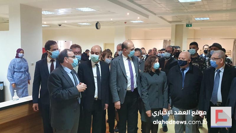 وزير الصحة يفتتح مركزًا للتلقيح في مستشفى الطوارئ التركي بصيدا