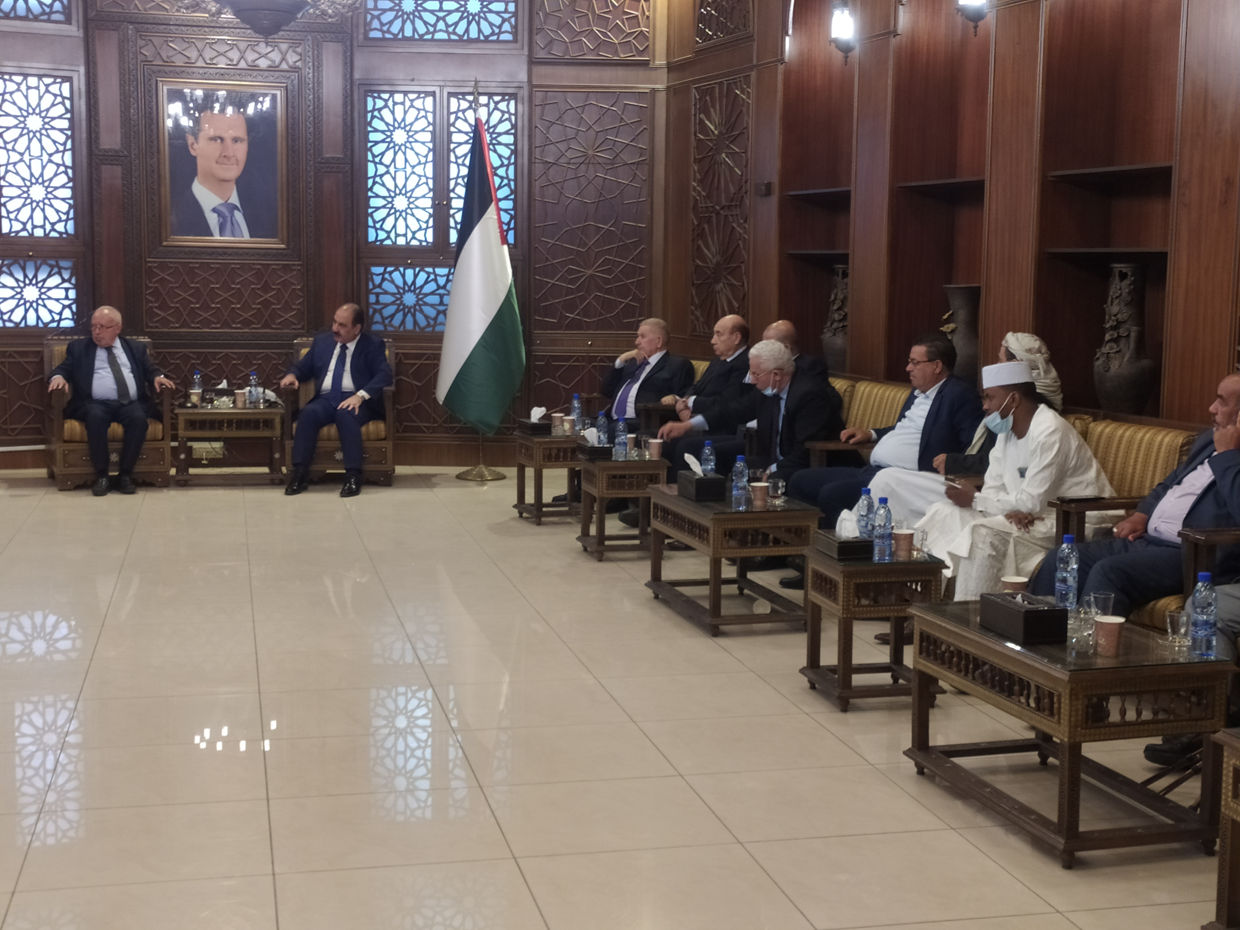 أعضاء ووفد المؤتمر القومي العربي يتحدّثون لـ"العهد" عن أجواء زيارتهم لسوريا