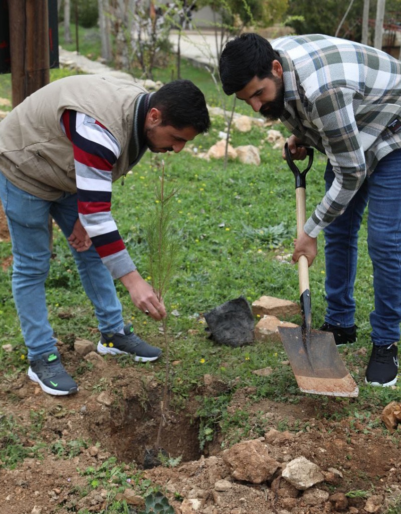 لبنان: جهاد البناء تنظم ورشة عمل حول تطعيم الأشجار المثمرة