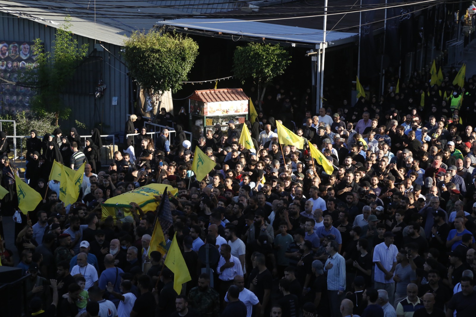 حزب الله يشيّع الشهيد على طريق القدس عباس حجازي في روضة الحوراء زينب (ع)