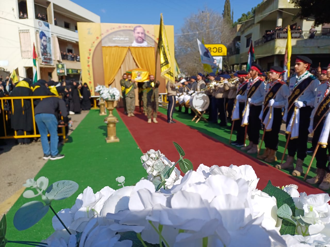 بالصور| حزب الله وأهالي حومين التحتا شيّعوا الشهيد على طريق القدس حسن عزّ الدين 